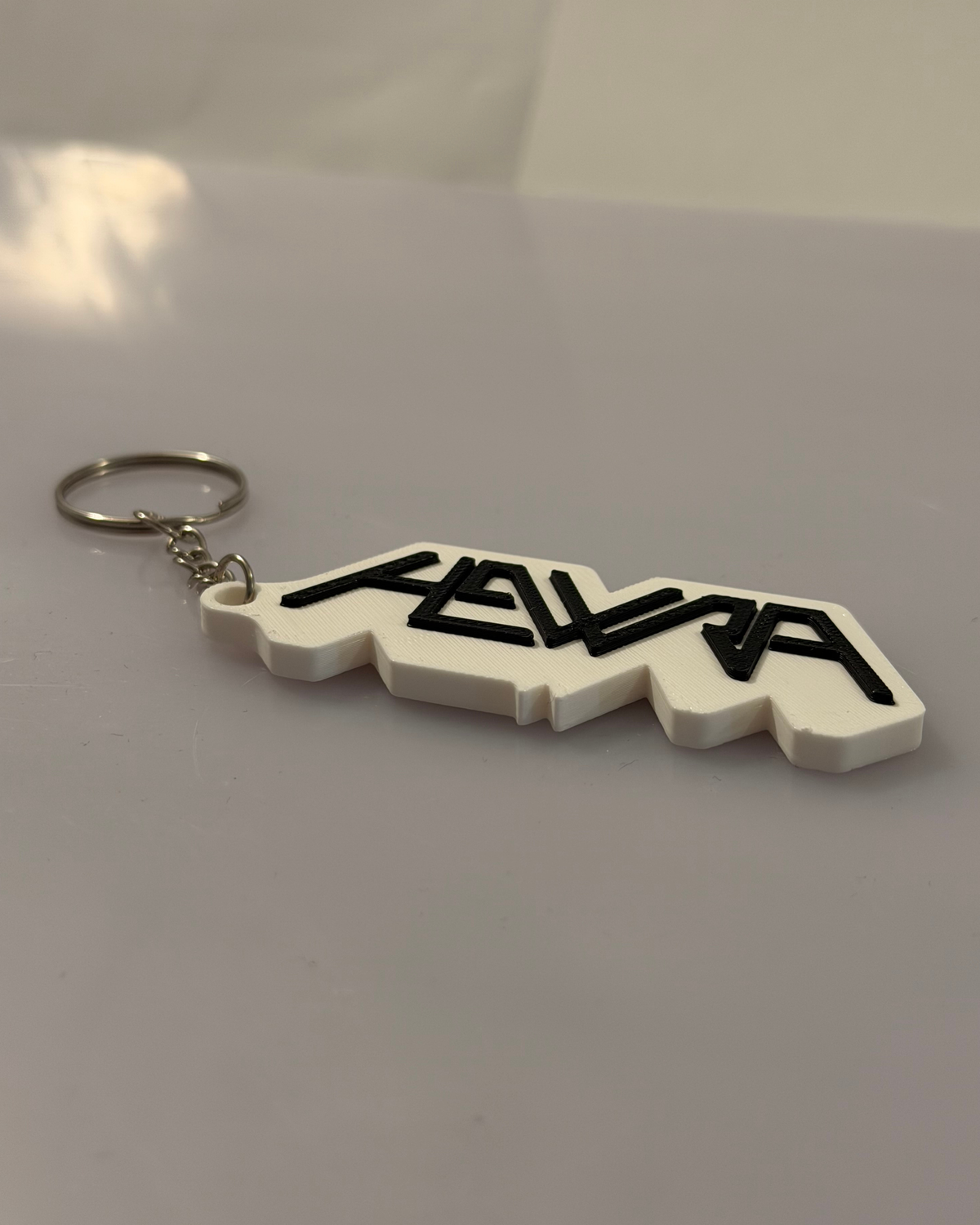 Brelok 3D HEWRA biało-czarny